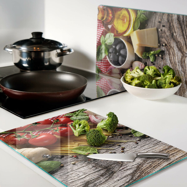 Tagliere in vetro temperato con decorazione a tema cucina italiana raffigurante pasta e verdure