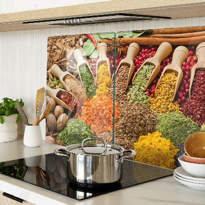 Tagliere in vetro con motivo di spezie ed erbe