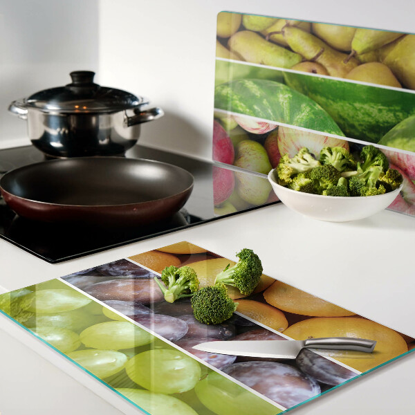 Tagliere in vetro temperato con stampa di frutta nei colori dell'arcobaleno
