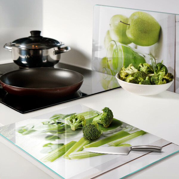 Tagliere in vetro con stampa Smoothie verde e ingredienti freschi