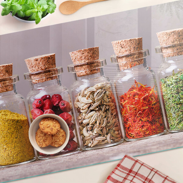 Tagliere in vetro temperato con motivo spezie in barattoli su stampa