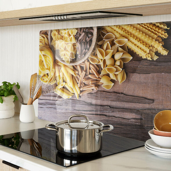 Tagliere in vetro temperato con motivo a pasta e dettagli in legno