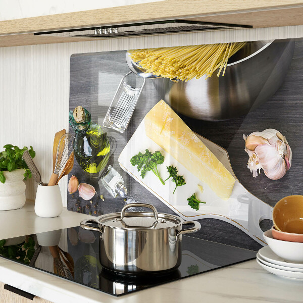 Tagliere in vetro accessori da cucina e ingredienti per la preparazione e il servizio