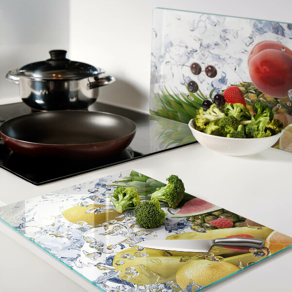 Tagliere in vetro con stampa motivo frutta immersa in acqua