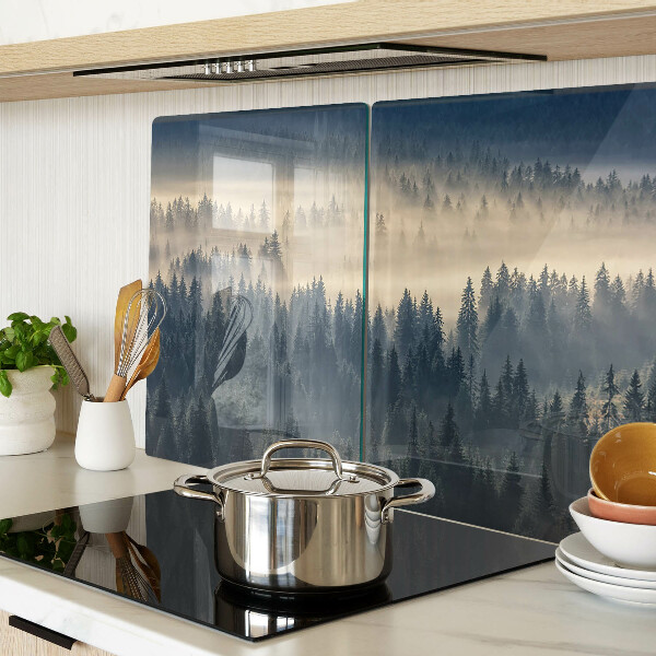 Tagliere in vetro con stampa a tema scenario boschivo nebbioso