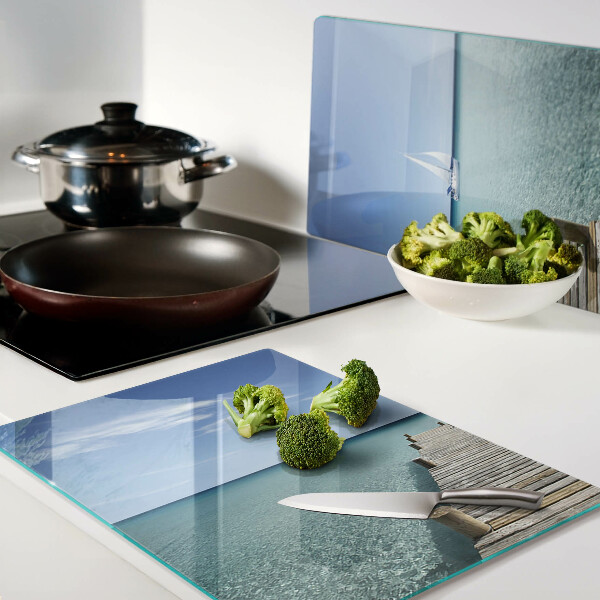 Tagliere in vetro temperato con stampa del pontile sul mare turchese