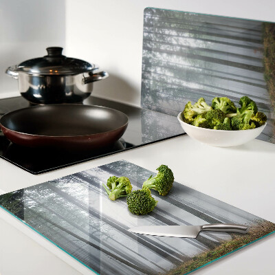 Tagliere in vetro con motivo Foresta nebbiosa