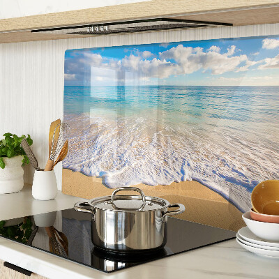 Tagliere in vetro temperato con decoro spiaggia con onde e nuvole