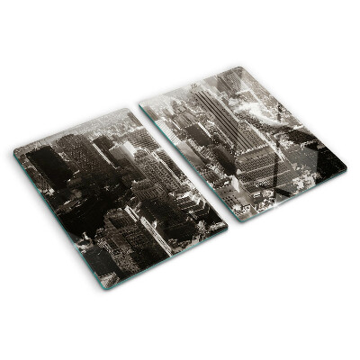 Tagliere in vetro con stampa del panorama della città nei toni del bianco e nero