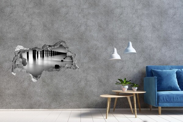 Adesivo con vista dietro il muro Un molo sommerso in un ambiente monocromatico