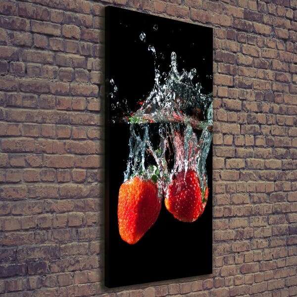 Quadro su tela canvas verticale Fragole sott'acqua
