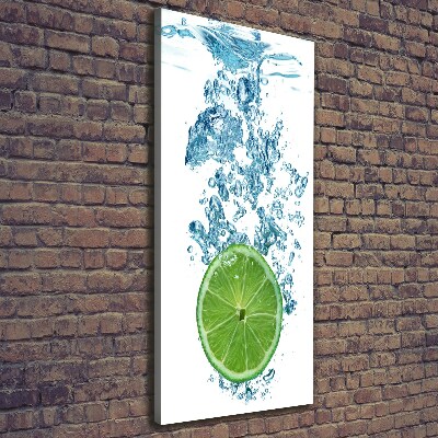 Quadro foto su tela verticale Calce sott'acqua