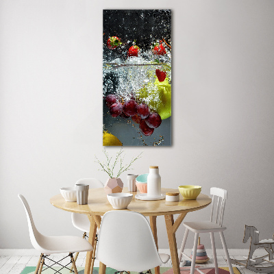 Quadro di vetro verticale Frutti sott'acqua