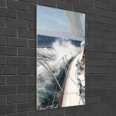 Quadro di vetro verticale Uno yacht in mare