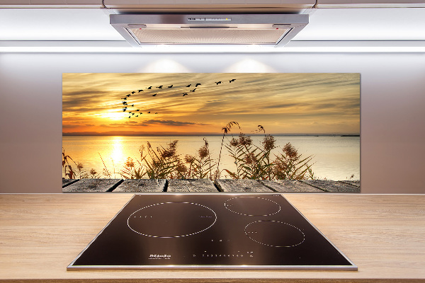 Pannello paraschizzi cucina con stampa raffigurante un molo sul lago