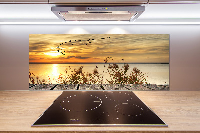 Pannello paraschizzi cucina con stampa raffigurante un molo sul lago