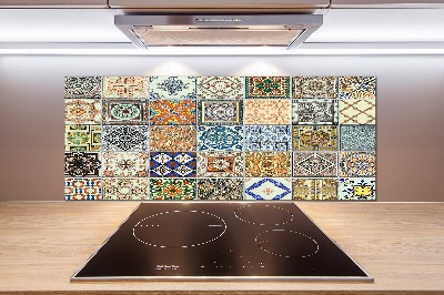 Pannello paraschizzi cucina con piastrelle in ceramica