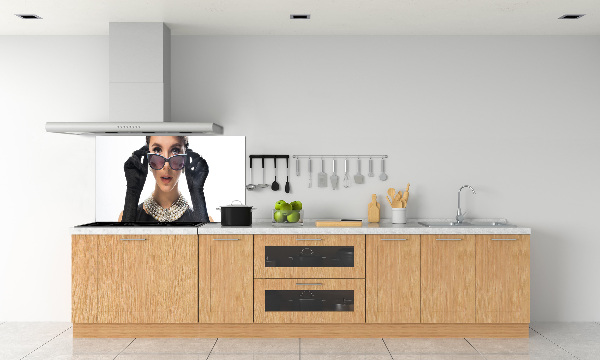 Pannello retrocucina con stampa raffigurante una donna con gli occhiali