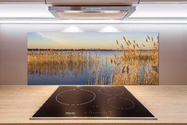 Rivestimento parete cucina con motivo a canna d'acqua