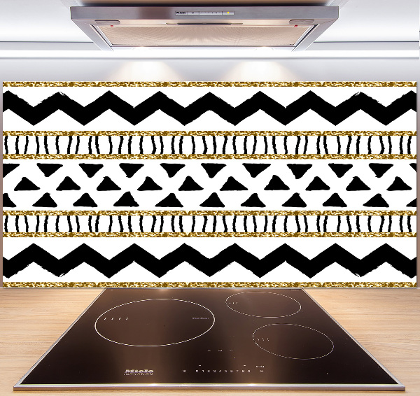 Rivestimento parete cucina con motivo di ispirazione etnica