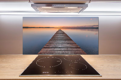 Rivestimento parete cucina con finitura in legno tipo molo