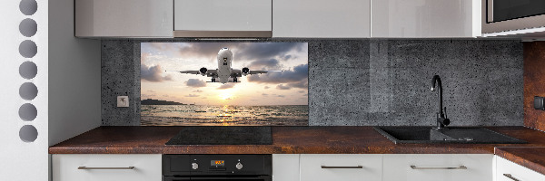 Pannello retrocucina con stampa raffigurante un aereo sopra il mare