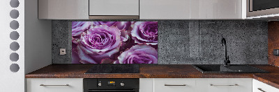 Rivestimento parete cucina con motivo a rose viola