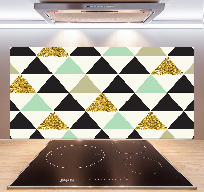 Rivestimento parete cucina con motivo a triangoli colorati