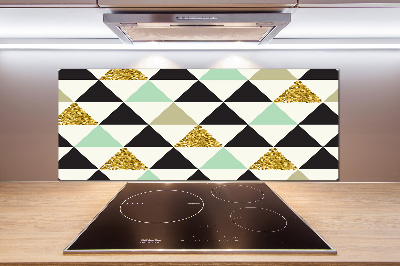 Rivestimento parete cucina con motivo a triangoli colorati