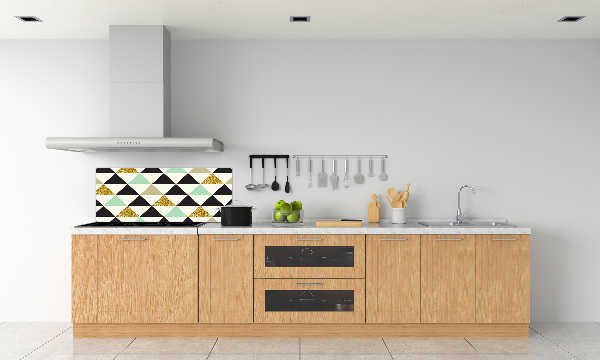 Rivestimento parete cucina con motivo a triangoli colorati