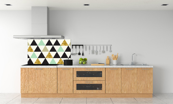 Rivestimento parete cucina con motivo a triangoli colorati