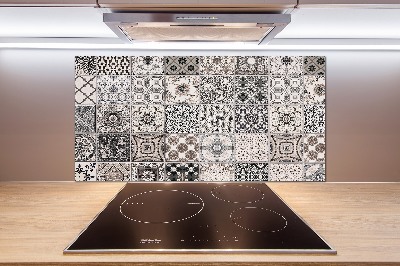 Pannello retrocucina con piastrelle in ceramica