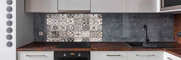 Pannello retrocucina con piastrelle in ceramica