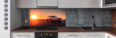 Pannello paraschizzi cucina con decorazione di auto rossa