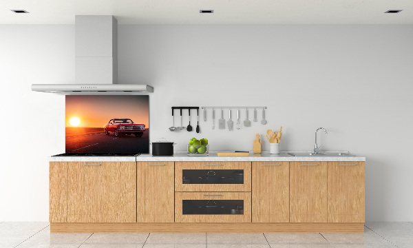 Pannello paraschizzi cucina con decorazione di auto rossa