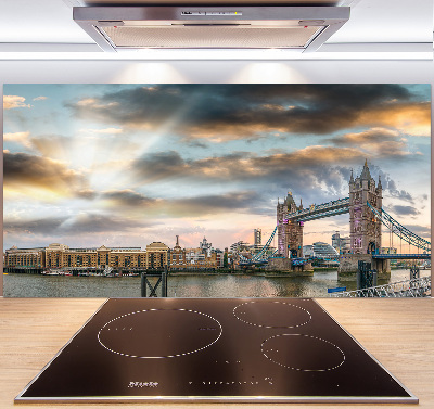 Rivestimento parete cucina con stampa del Tower Bridge di Londra