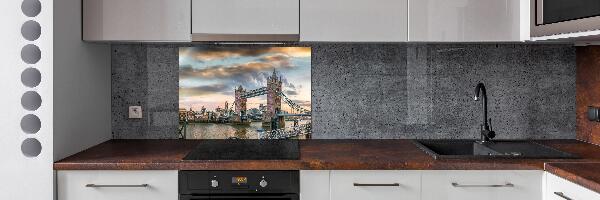 Rivestimento parete cucina con stampa del Tower Bridge di Londra