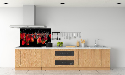 Rivestimento parete cucina con motivo fragole sott'acqua
