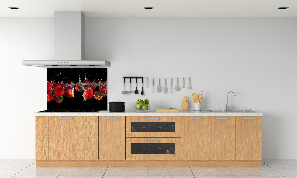 Rivestimento parete cucina con motivo fragole sott'acqua