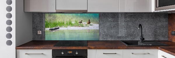 Pannello retrocucina con decorazione raffigurante anatre vicino all'acqua