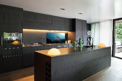 Pannello retrocucina con grande motivo a squalo