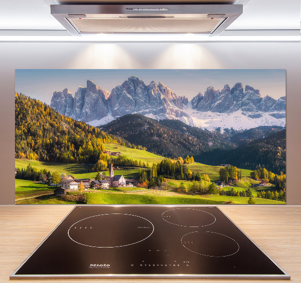 Rivestimento parete cucina con motivo panoramico della montagna