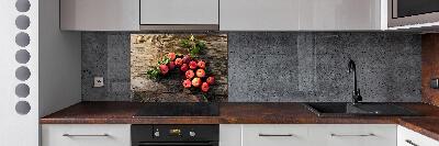 Pannello paraschizzi cucina con stampa di mele sul tavolo