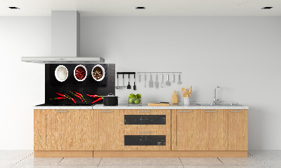 Rivestimento parete cucina con motivo di spezie e peperoncini