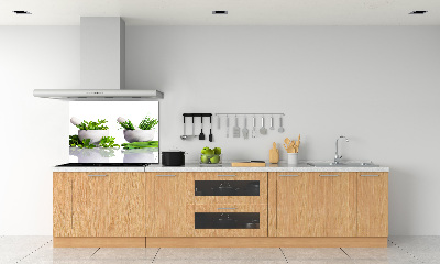 Rivestimento parete cucina con motivo a erbe