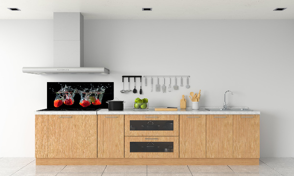Rivestimento parete cucina con motivo fragole sott'acqua