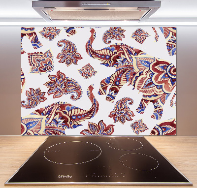 Rivestimento parete cucina con ornamenti a forma di elefante