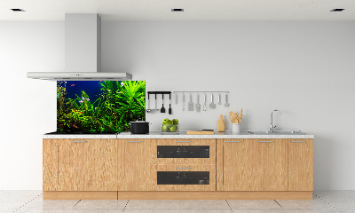 Rivestimento parete cucina con decorazione a motivo di pesci nell'acquario