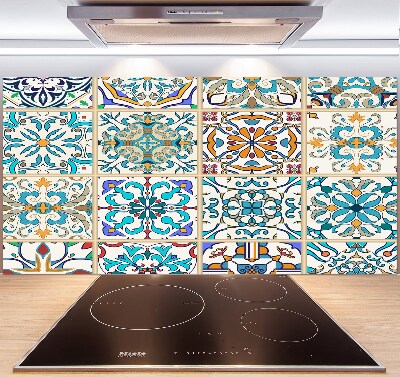 Pannello paraschizzi cucina con piastrelle in ceramica