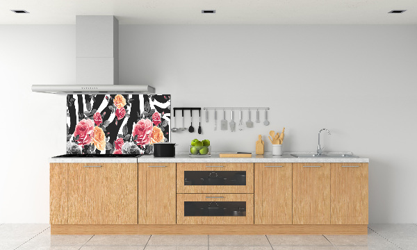 Rivestimento parete cucina con decorazione di rose su sfondo zebrato
